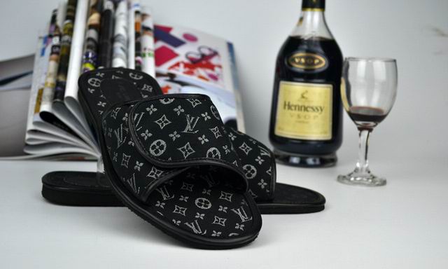 2017 LU slippers man 38-46-289